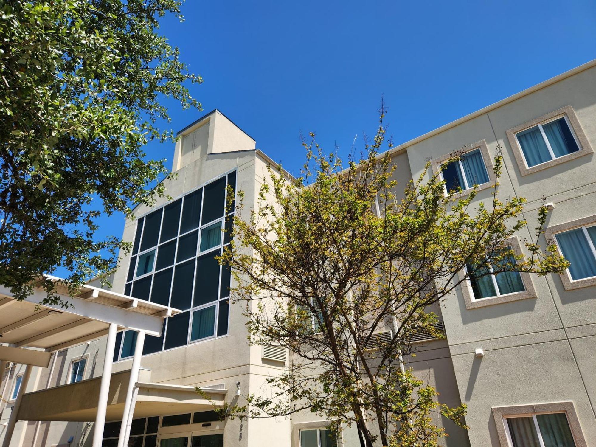ホテル Baymont By Wyndham San Antonio Airport エクステリア 写真