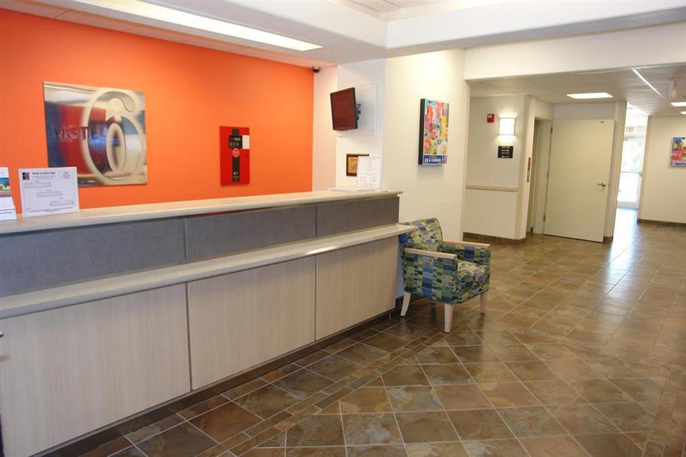 ホテル Baymont By Wyndham San Antonio Airport インテリア 写真